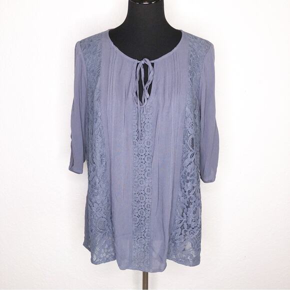 Torrid gray blue lace trim crinkle popover top size 00 or Medium / Large - Picture 1 of 15